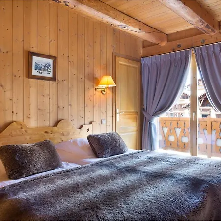 Alojamento de Acomodação e Pequeno-almoço Le D'eleonore 3*